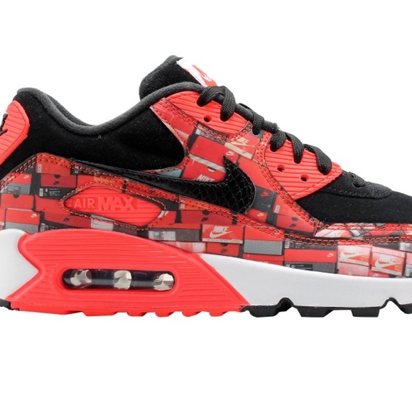 NWOB Nike Air Max 90 We Love Nike Size 6 - Picture 2 of 5